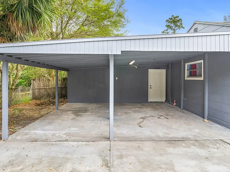 2405 Peach Dr #ID1578514P — Photo 46