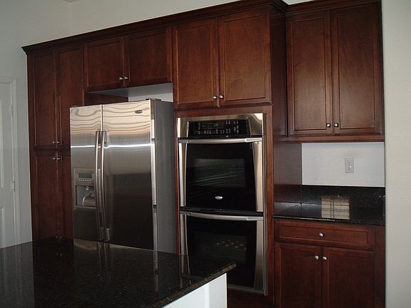 3rd image of 6658 Heathgrove Dr