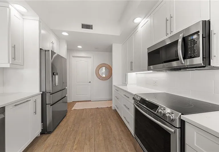 1200 Gulf Blvd #902 — Photo 20