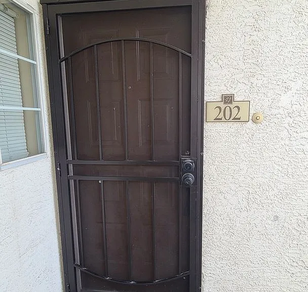 1300 S Arlington St #202 — Photo 2