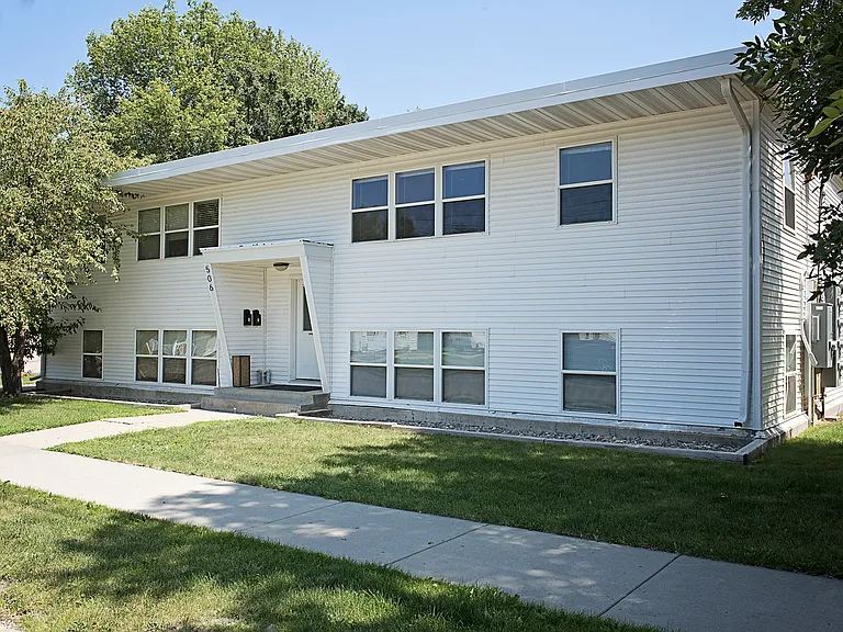 506 11th Street NW - Pet Friendly 4-Plex with Central Heat and Air — Photo 10