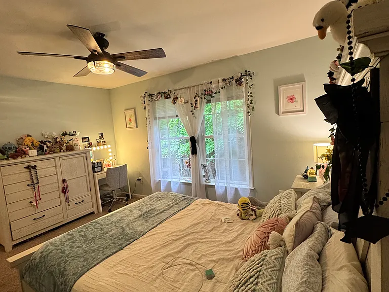 7404 Silent Willow Ct — Photo 29
