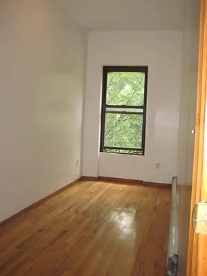 Rented by MCR Realty | media 12