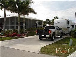 5th image of 826 Gulf Waters Blvd
