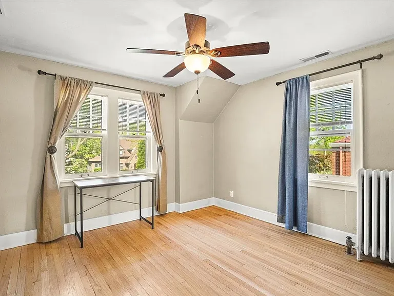 117 N Highland Ave — Photo 28