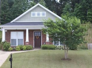 269 Rossburg Dr, Calera, AL 35040