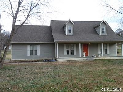 1st image of 1585 Crescent Dr