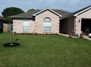 8020 Jolie Dr, Fort Worth, TX 76137