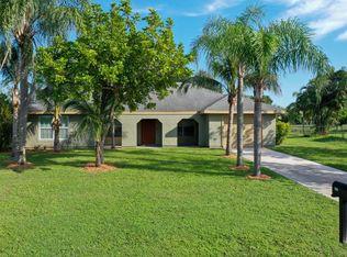 737 SW Belmont Cir, Port Saint Lucie, FL 34953