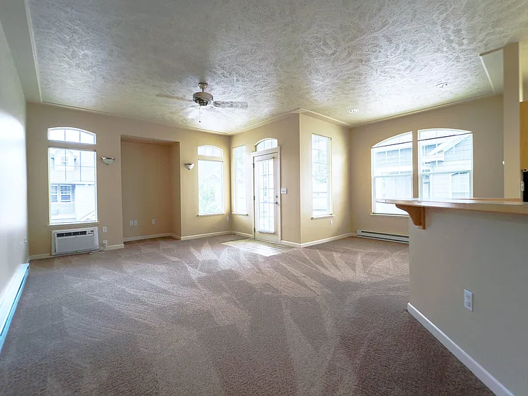 Artisan Apartments — Photo 20