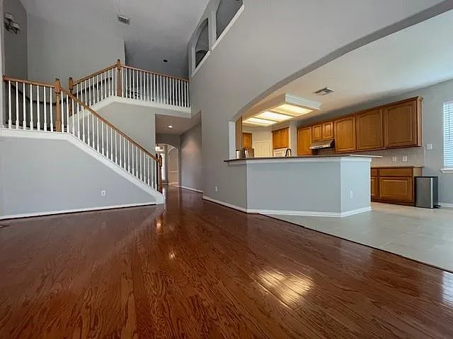 8519 Babbling Brook Ct — Photo 17