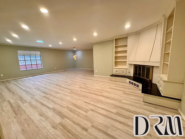 5909 N Ross Ave — Photo 16