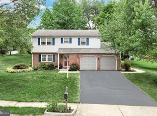 3470 Edenbridge Rd, York, PA 17402
