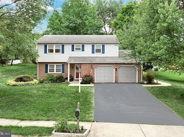 3470 Edenbridge Rd, York, PA 17402