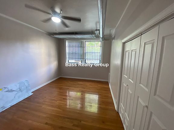 3rd image of 5124 S Harper Ave #L6