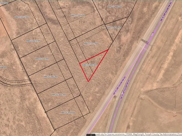 215 Gerry Dr #19, Kernersville, NC 27284