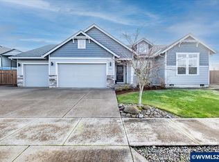 2774 NE Sonora Dr, Albany, OR 97321