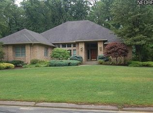 9280 Bay Hill Dr NE, Warren, OH