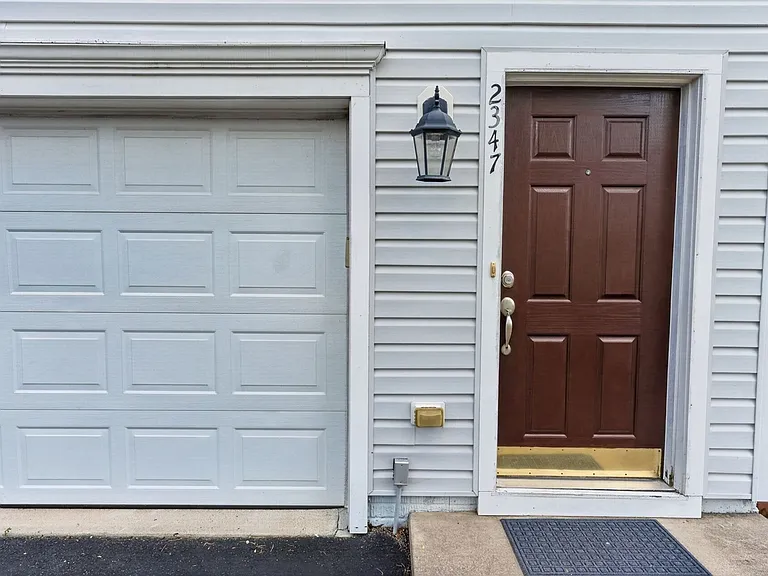 2347 Battery Hill Cir — Photo 31