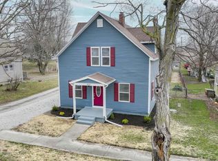 409 S Main St, Idaville, IN 47950