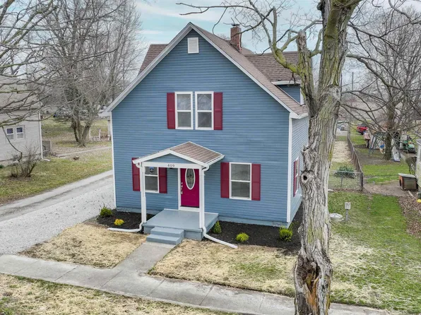 409 S Main St, Idaville, IN 47950