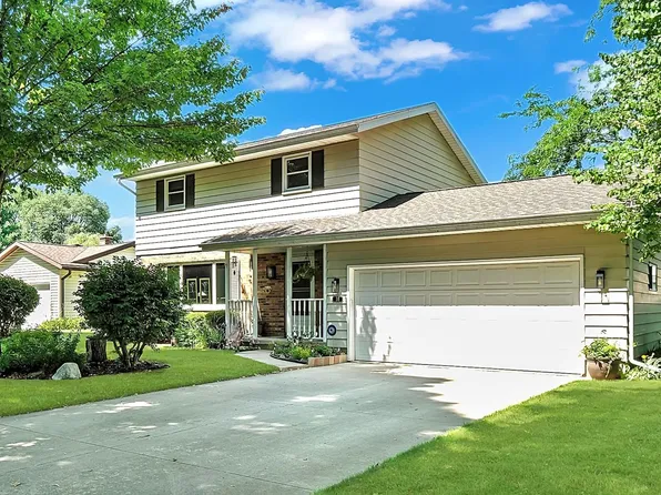 10 Lukken Ct, Madison, WI 53704
