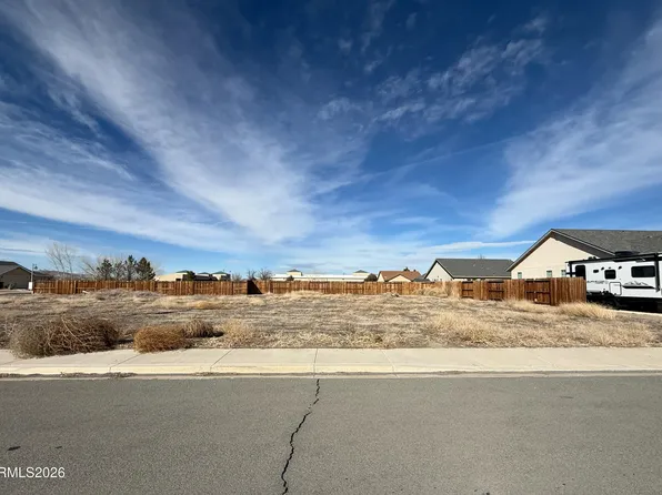 313 Copper Pointe Cir, Yerington, NV 89447