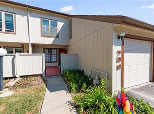 738 E 121st Ter, Kansas City, MO 64146