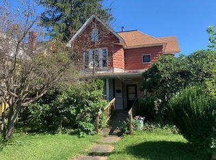 1311 Pennsylvania Ave E, Warren, PA 16365