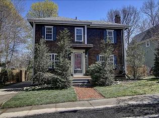 359 Morris Ave, Providence, RI 02906