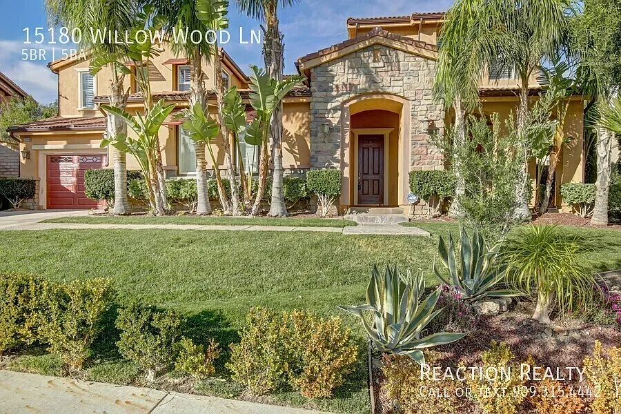 Price Improvement! Stunning 5/4.5 pool home located in the desirable North Fontana Coyote Canyon ... — Photo 2