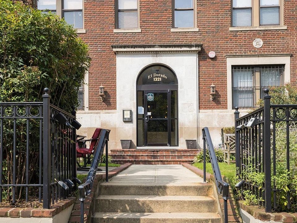 1st image of 1321 Fairmont St NW APT 303