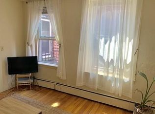 73 Phillips St APT 4, Boston, MA 02114