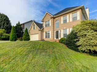 717 Hidden Glen Ln, Knoxville, TN 37922