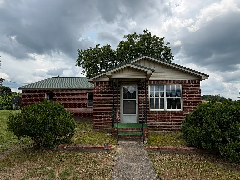 1380 County Road 15 — Photo 2