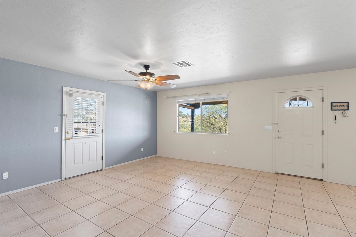 next background image