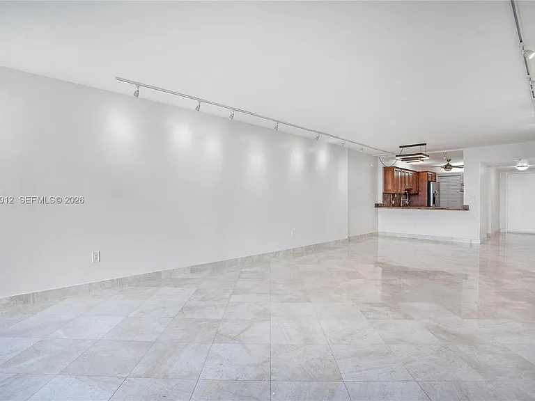 3375 N Country Club Dr #1605 — Photo 5