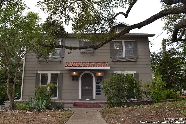 1st image of 224 E Mulberry Ave APT 4