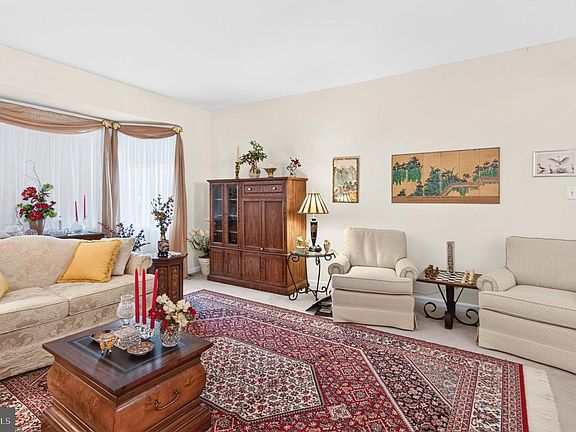 5th image of 212 Ocean View Blvd