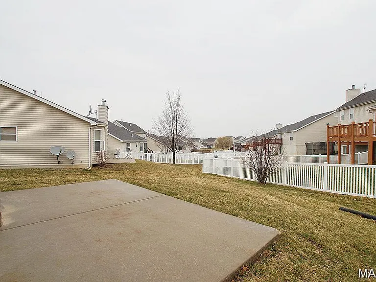 210 Stone Run Blvd — Photo 26