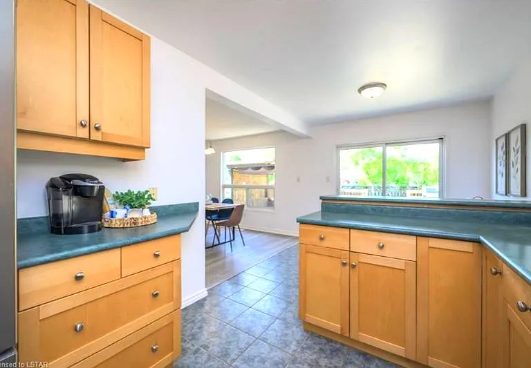 1264 Blackmaple Dr — Photo 4