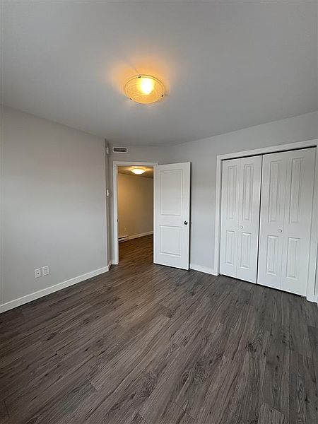 Winnipeg Apartment for rent - 2 Bedrooms — photo 6
