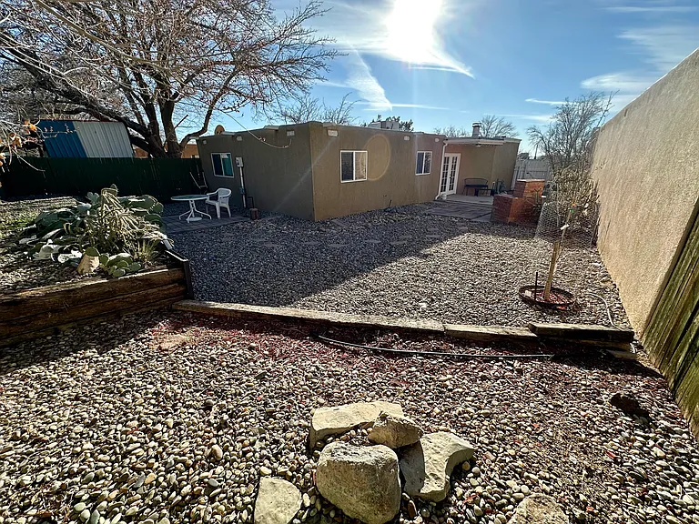 13368 Camino Del Norte NE — Photo 28