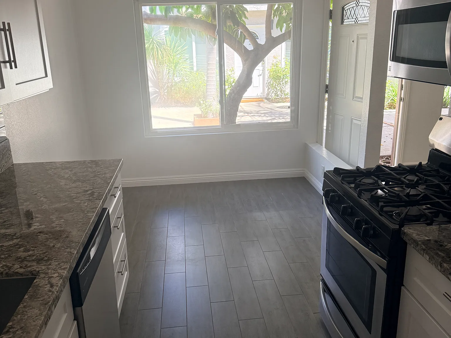 1 bed, 780 sqft, $2,600 — Photo 4