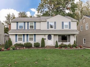 1116 Croyden Rd, Lyndhurst, OH 44124