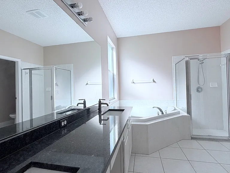 4712 Mapletree Loop — Photo 24