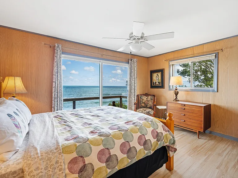 1310 Shore Dr — Photo 15