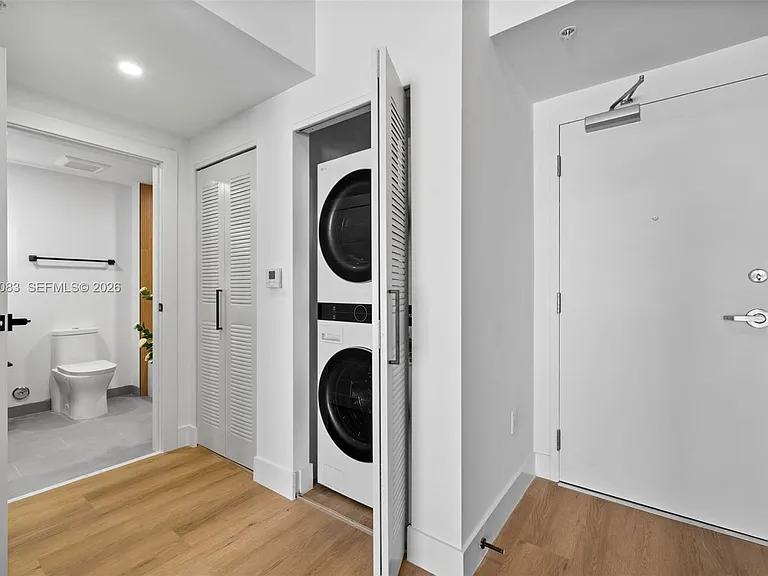 2479 NE 192nd St #208 — Photo 8