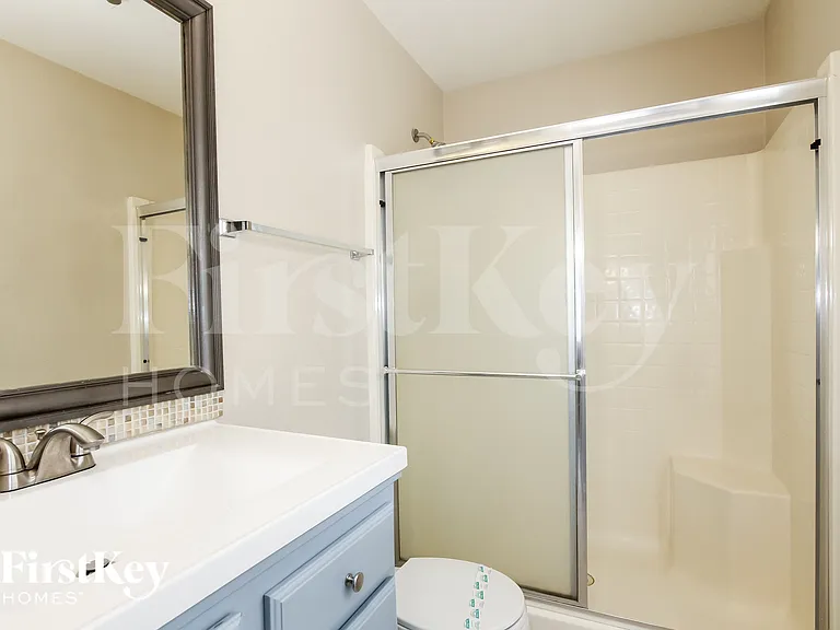 15552 W Port Au Prince Ln — Photo 11