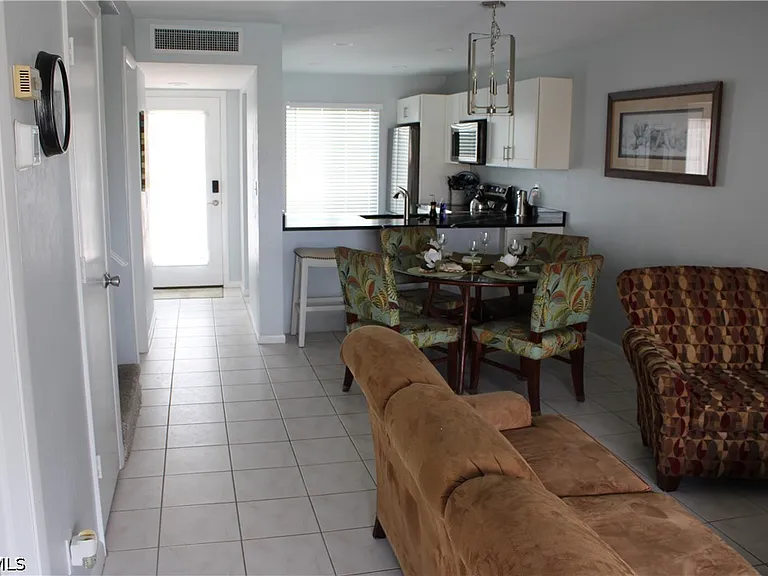 2133 San Marco Rd #6-203 — Photo 4
